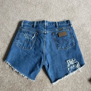 WRANGLER JEAN SHORTS